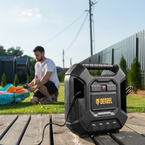 Компрессор воздушный DL1100 1.1 кВт, 180 л/мин, с набором аксессуаров Denzel по ценам производителя в Москве с доставкой по всей России