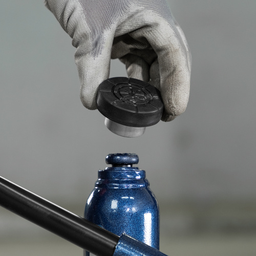 Резиновая опора для бутылочных домкратов, D штока 28 мм Matrix по ценам производителя в Москве с доставкой по всей России