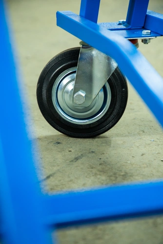 Тележка для газовых баллонов TOR ГБ-2, 2 баллона (250 пневмо колеса + 160 поворотное) по ценам производителя в Москве с доставкой по всей России