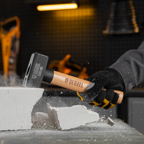 Кувалда, 1000 г, кованая головка, буковая рукоятка Denzel по ценам производителя в Москве с доставкой по всей России