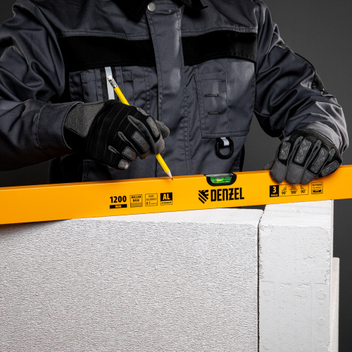 Уровень алюминиевый, 1200 мм, фрезерованный, 3 глазка Denzel по ценам производителя в Москве с доставкой по всей России