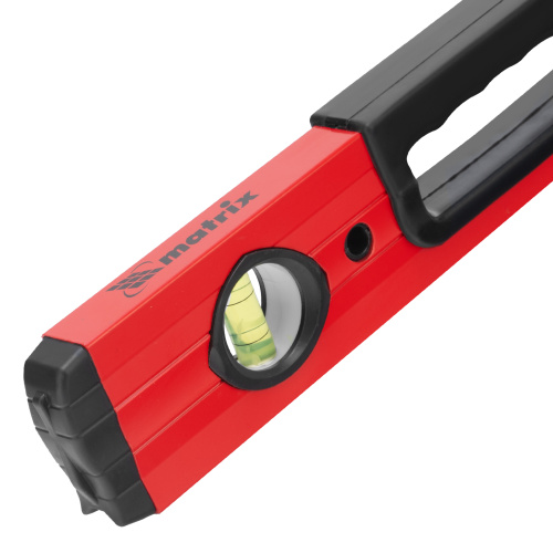 Уровень алюминиевый, 600 мм, фрезерованный, 3 глазка, две эргономичные ручки Matrix по ценам производителя в Москве с доставкой по всей России