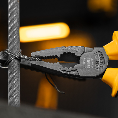 Плоскогубцы комбинированные 205 мм, трехкомпонентные рукоятки Denzel по ценам производителя в Москве с доставкой по всей России