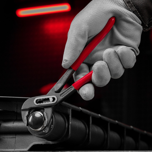 Клещи переставные 180 мм, хром-ванадий, обливные рукоятки Matrix по ценам производителя в Москве с доставкой по всей России