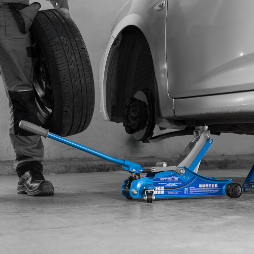 Домкрат гидравлический подкатной, поворотная рукоятка, 2 т, Low Profile, 100-350 мм Stels по ценам производителя в Москве с доставкой по всей России