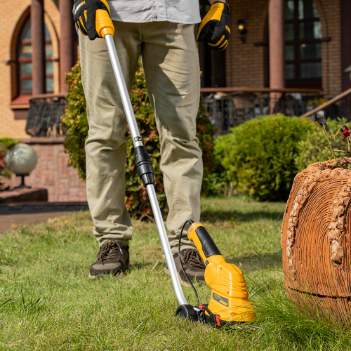 Ножницы-кусторез с телескопической штангой аккумуляторные G801E с акк. 7.2В Li-Ion 1.5 Ач Denzel по ценам производителя в Москве с доставкой по всей России