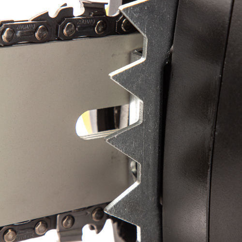 Пила цепная электрическая EDS-2000, 2 кВт,продольная, шина 40 см, шаг 3/8, паз 1.3 мм, 56 звеньев Denzel по ценам производителя в Москве с доставкой по всей России