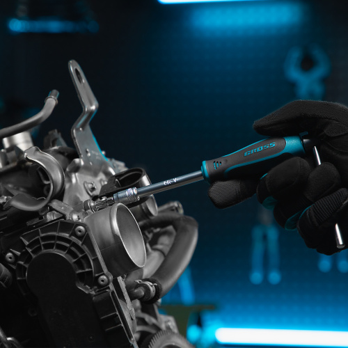 Набор инструментов, 1/4", 1/2", CrV, 120 зубьев, 82 предмета Gross по ценам производителя в Москве с доставкой по всей России