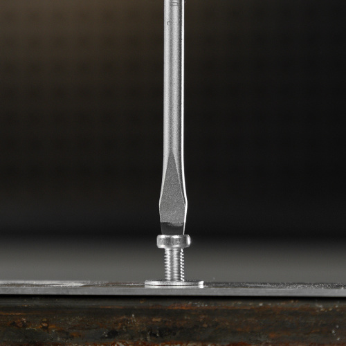 Отвертка, SL5x150 мм, S2, 3к рукоятка Denzel по ценам производителя в Москве с доставкой по всей России