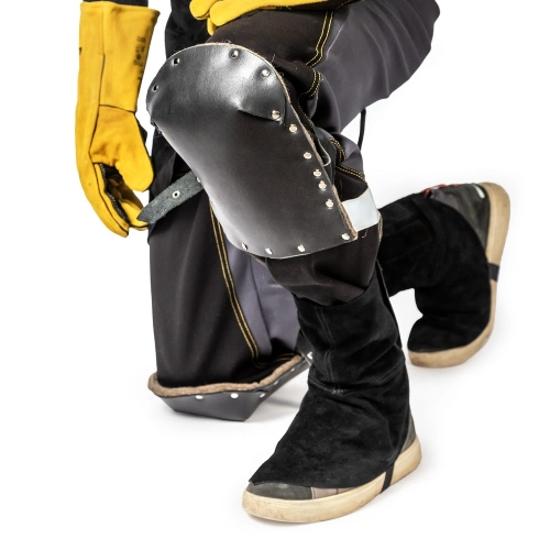 Наколенники сварщика (пара) по ценам производителя в Москве с доставкой по всей России