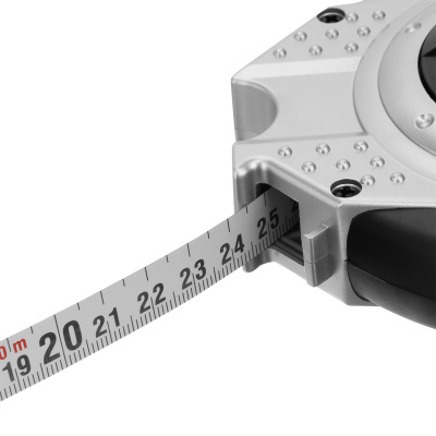 Рулетка геодезическая 10 м х 13 мм, закрытый корпус, металлическая лента, нейлон Gross по ценам производителя в Москве с доставкой по всей России