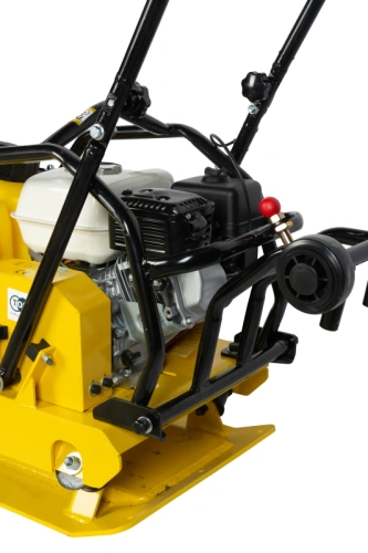 Виброплита 105 кг, 18кН (Honda) бак, колесный комплект TOR C-95T по ценам производителя в Москве с доставкой по всей России