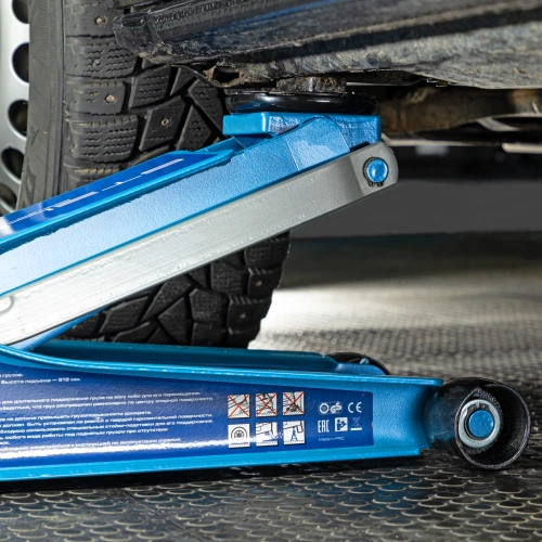 Домкрат гидравлический подкатной, быстрый подъем, 3т Low Profile Quick, 75-515 мм, профессиональный Stels по ценам производителя в Москве с доставкой по всей России