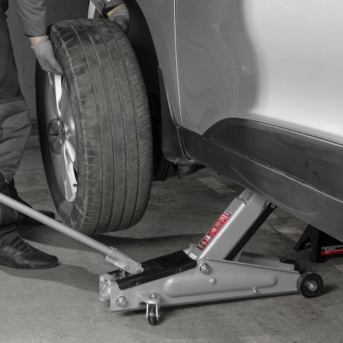 Домкрат гидравлический подкатный, 3 т, высота подъема 130-410 мм Matrix по ценам производителя в Москве с доставкой по всей России