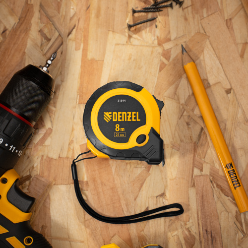 Рулетка 8м х 25мм, двухкомп. корпус, кнопка-пауза Denzel по ценам производителя в Москве с доставкой по всей России