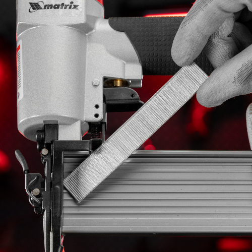 Гвозди для пневматического нейлера, длина 20 мм, ширина 1.25 мм, толщина 1 мм, 5000 шт Matrix по ценам производителя в Москве с доставкой по всей России