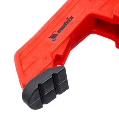 Струбцина клещеобразная 3, усиленная, пластиковый корпус, двухкомпонентные рукоятки, 75 мм Matrix по ценам производителя в Москве с доставкой по всей России