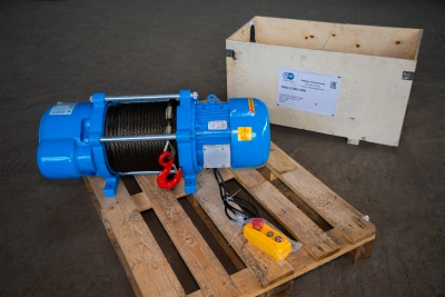 Лебедка электрическая 1000кг  70м с канатом 380В TOR KCD по ценам производителя в Москве с доставкой по всей России