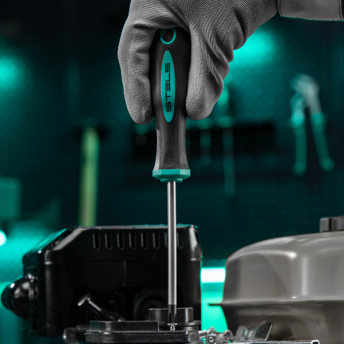 Набор инструментов, 1/2", 1/4", CrV, 12 гранные головки, пластиковый кейс, 76 предметов Stels по ценам производителя в Москве с доставкой по всей России