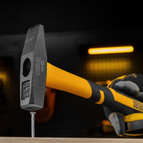 Набор инструментов, 1/2", 1/4", CrV, S2, пластиковый кейс, 84 предмета Denzel по ценам производителя в Москве с доставкой по всей России