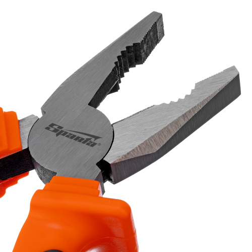 Плоскогубцы комбинированные Comfort, 200 мм, шлифованные, двухкомпонентные рукоятки Sparta по ценам производителя в Москве с доставкой по всей России