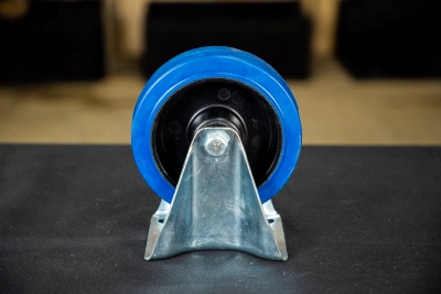 Колесо неповоротное резина FRCL 63 160 мм (F) по ценам производителя в Москве с доставкой по всей России