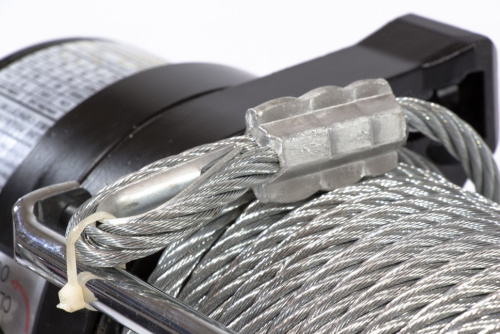 Лебедка автомобильная электрическая 4.5 т, 12 В Denzel по ценам производителя в Москве с доставкой по всей России