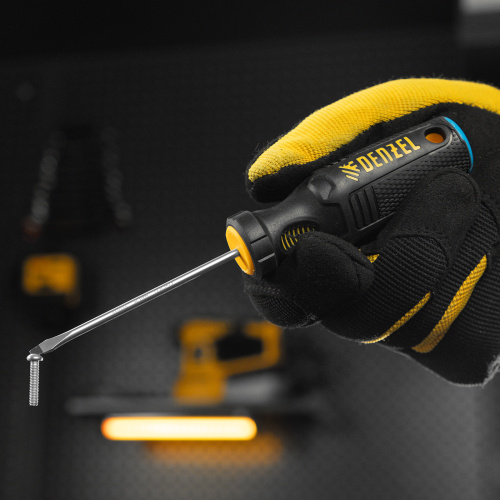 Отвертка, SL3х75 мм, S2, 3к рукоятка Denzel по ценам производителя в Москве с доставкой по всей России