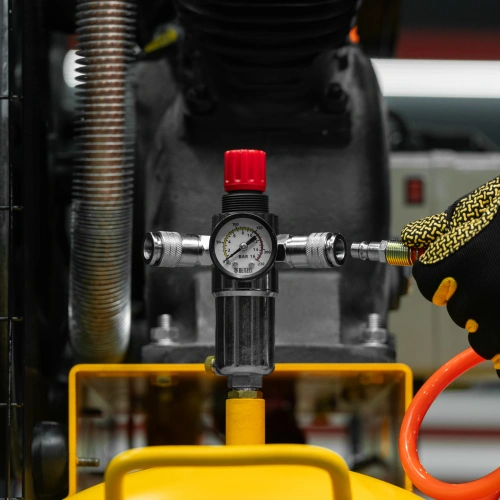 Компрессор воздушный рем. привод BCV 4000-T/100, 4,0 кВт, 100 литров, 690 л/мин Denzel по ценам производителя в Москве с доставкой по всей России