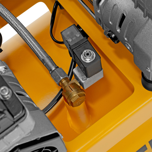 Компрессор безмасляный, малошумный DLS 1500/50, 1500 ВТ, 2x750, 50 л, 260 л/мин Denzel по ценам производителя в Москве с доставкой по всей России