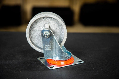 Колесо поворотное чугунное EM01 VKV 100 100 мм термостойкое по ценам производителя в Москве с доставкой по всей России