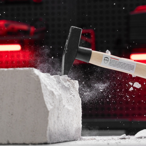 Молоток слесарный, 200 г, квадратный боек, деревянная рукоятка Matrix по ценам производителя в Москве с доставкой по всей России