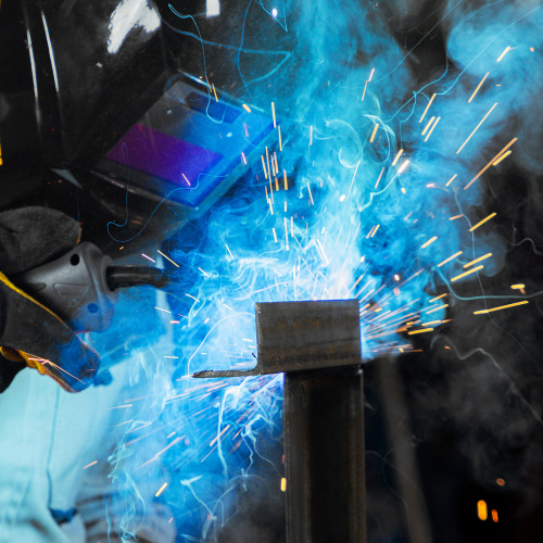 Аппарат инвертор. полуавтомат. cварки IMIG-200, 200 А, ПВ 60%, катушка 5 кг Denzel по ценам производителя в Москве с доставкой по всей России