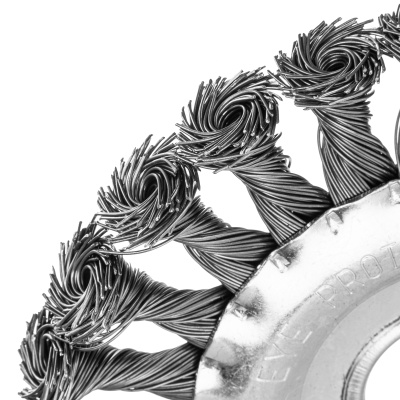 Щетка для УШМ 125 мм, посадка 22.2 мм, плоская, крученая проволока 0.5 мм Matrix по ценам производителя в Москве с доставкой по всей России