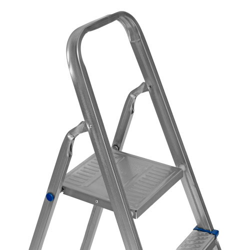 Стремянка, 6 ступеней, стальная, оцинкованная Сибртех по ценам производителя в Москве с доставкой по всей России