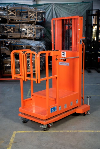 Сборщик заказов с электроподъемом 200 кг 4,5 м TOR GOPY4.503 купить в Москве с доставкой по всей России | ProtosMarket.ru