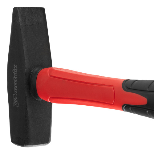 Молоток слесарный optimal, 600 г, фибергласовая обрезиненная рукоятка, квадратный боек Matrix по ценам производителя в Москве с доставкой по всей России