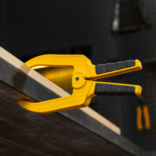 Струбцина клещеобразная, удлиненная 75 х 110 мм двухкомпонентные рукоятки Denzel по ценам производителя в Москве с доставкой по всей России