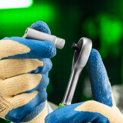 Ключ-трещотка 1/4", 45 зубьев, с быстрым сбросом, матовый хром Сибртех по ценам производителя в Москве с доставкой по всей России