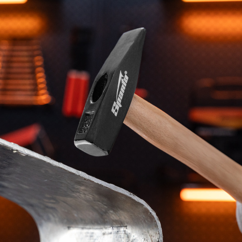 Молоток слесарный, 500 г, квадратный боек, деревянная рукоятка Sparta по ценам производителя в Москве с доставкой по всей России