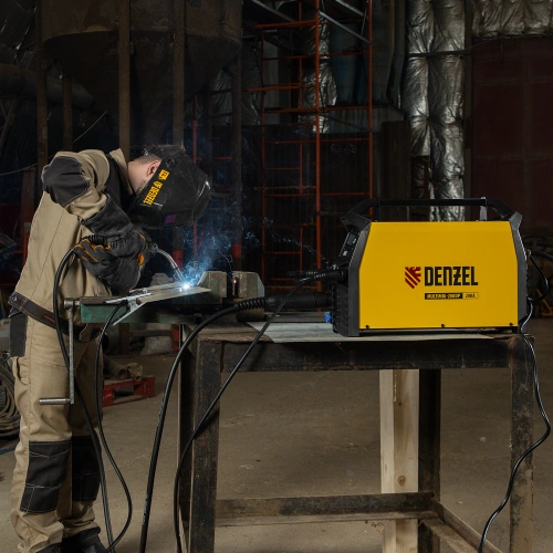 Аппарат инвертор. полуавтомат. сварки MultiMIG-200DP Synergy Double Pulse, 200 А, ПВ 80% Denzel по ценам производителя в Москве с доставкой по всей России