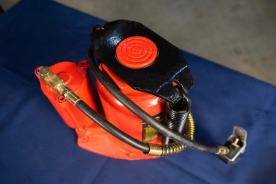 Домкрат пневмогидравлический TOR 35 т 250-400MM LT-D1035 купить в Москве с доставкой по всей России | ProtosMarket.ru