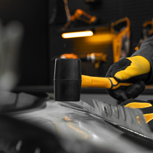 Киянка резиновая, 225 г, черная, фибергласовая рукоятка c TPR покрытием Denzel по ценам производителя в Москве с доставкой по всей России