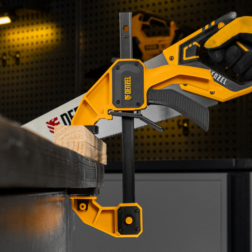 Струбцина F-образная, быстрозажимная, 150 х 80 мм, усиленный нейлоновый корпус Denzel по ценам производителя в Москве с доставкой по всей России