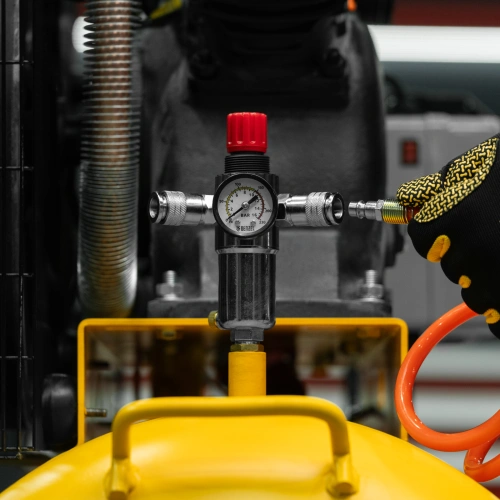 Компрессор воздушный рем. привод BCV 5500-T/270, 5,5 кВт, 270 литров, 850 л/мин Denzel по ценам производителя в Москве с доставкой по всей России