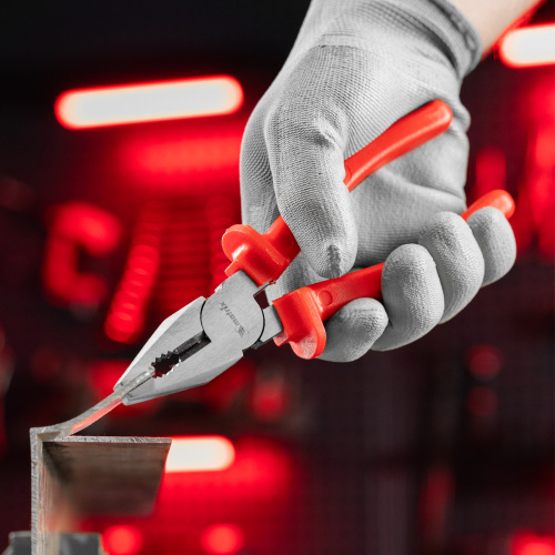 Плоскогубцы Econom, 200 мм, шлифованные, пластмассовые рукоятки Matrix по ценам производителя в Москве с доставкой по всей России