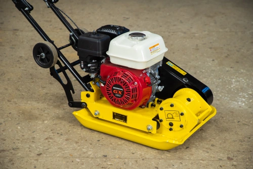 Виброплита 80 кг, 16кН (Honda) без бака колесный комплект TOR C-90L по ценам производителя в Москве с доставкой по всей России