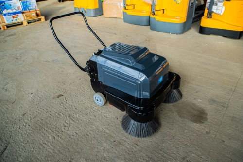 Машина подметальная с АКБ GEL 12/100 В/Ач TOR A100 по ценам производителя в Москве с доставкой по всей России