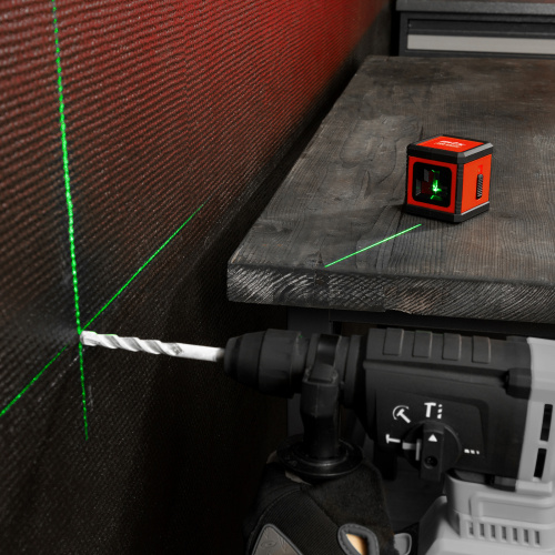 Лазерный уровень XQB GREEN Basic SET, 20 м, зеленый луч, батарейки, резьба 1/4" MTX по ценам производителя в Москве с доставкой по всей России