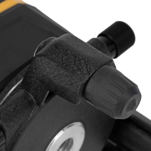 Лазерный уровень LX 05 Red, 20 м, 635 нм, аккумулятор Li 5200 mAh, резьба 5/8" Denzel по ценам производителя в Москве с доставкой по всей России